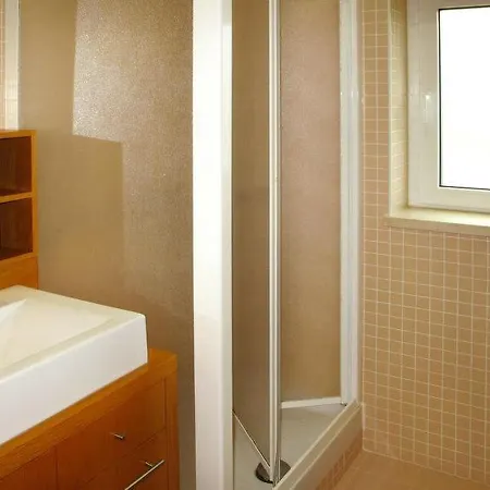 Sleeps 10 Pool Wifi Ferienhaus *