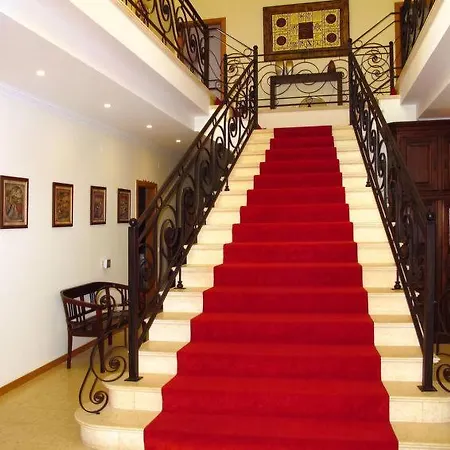 Sleeps 10 Pool Wifi Ferienhaus Nadadouro